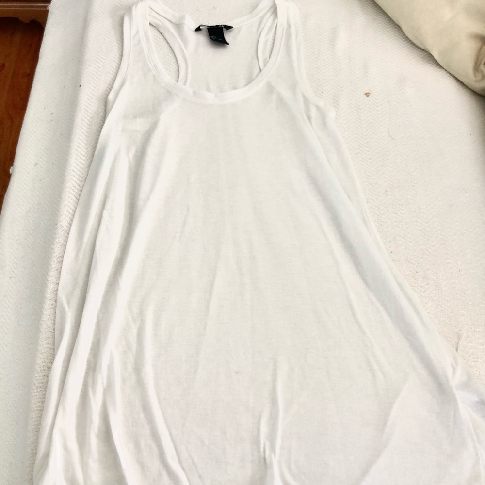 H&M basic white tank top